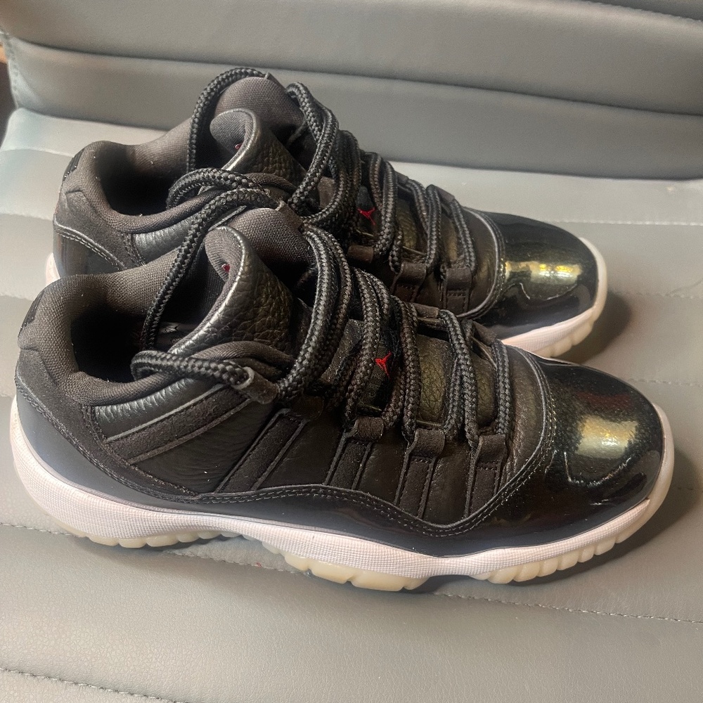 Nike Air Jordan 11 Retro Low
